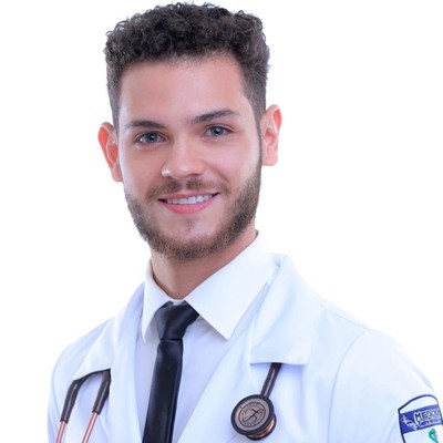 Dr. Carlos Henrique Novelino de Oliveira