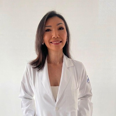 Dra. Cíntia Junko Oshiro